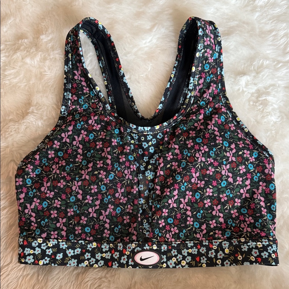 Nike Swoosh Sports Bra – Floral Print, Size Medium